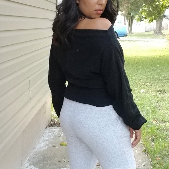 FLASHSALE⚡JUST FOR FUN BLACK OFF SHOULDER SWEATER - Picture 12 of 16